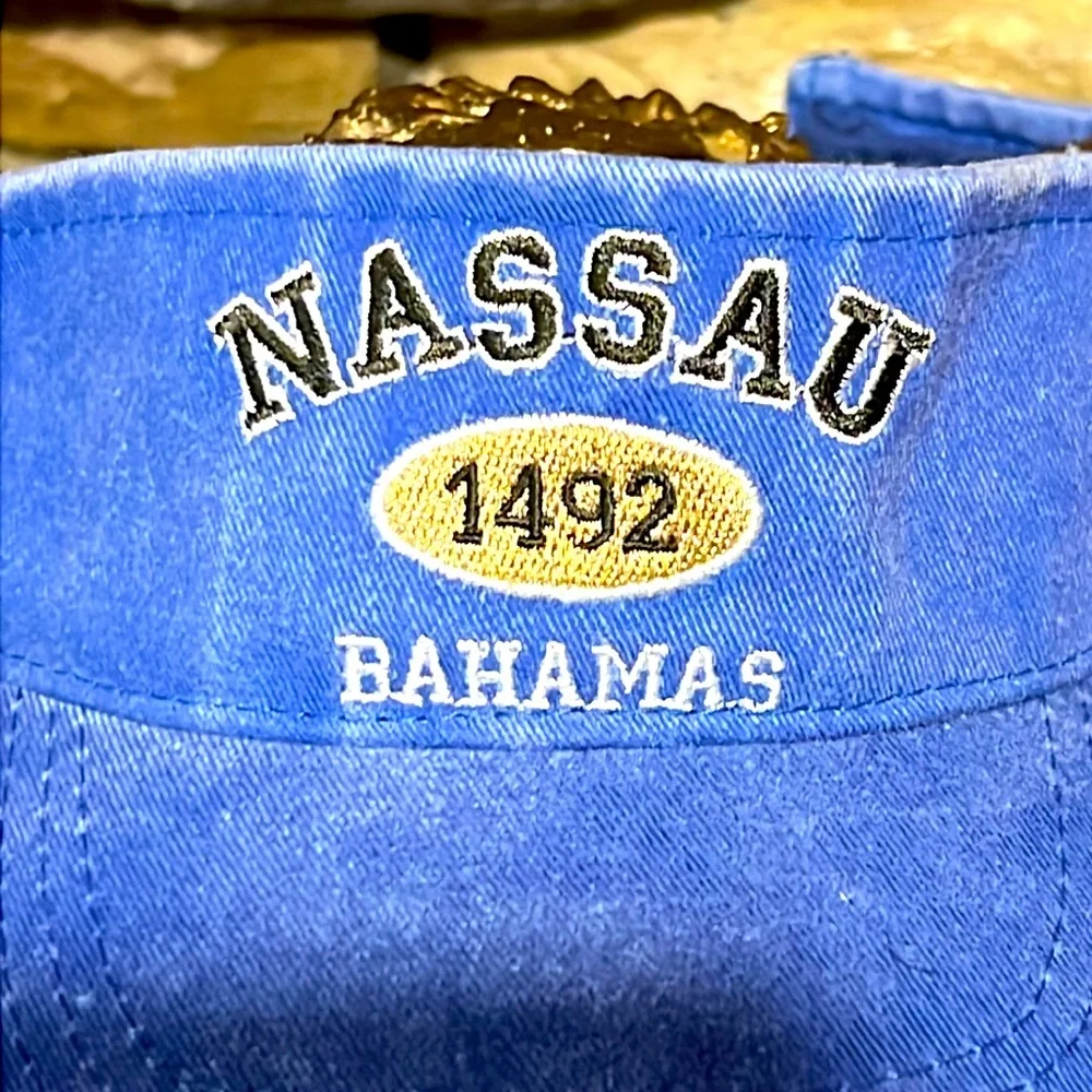 Nassau Bahamas Blue Denim Visor. NWOT. Adjustable